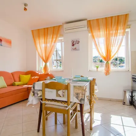 Apartman Perla Apartment