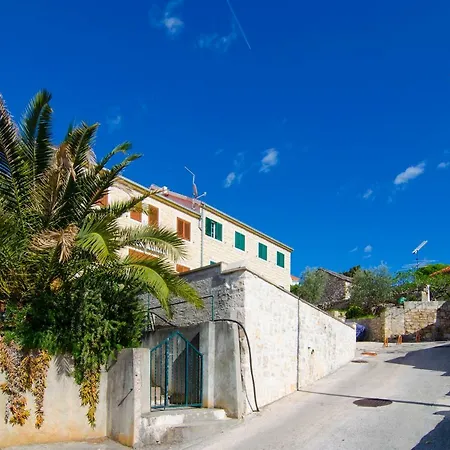 Apartman Perla Splitska